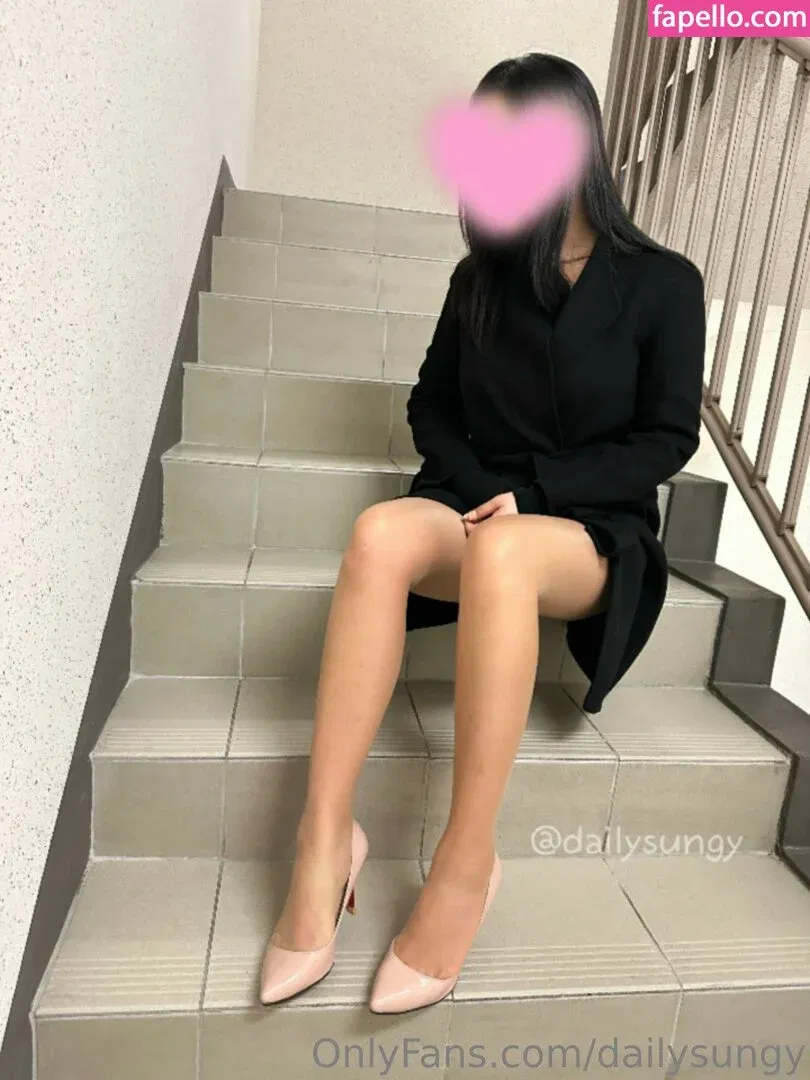 dailysungy Onlyfans Photo Gallery 