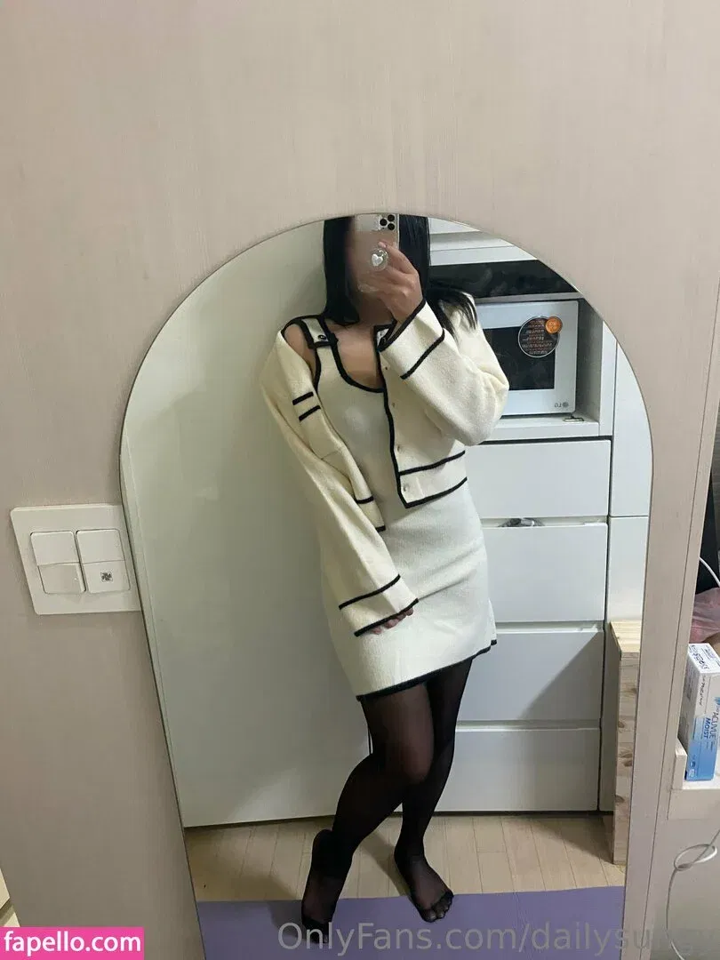 dailysungy Onlyfans Photo Gallery 