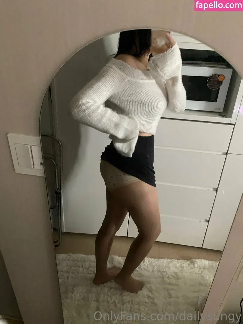 dailysungy Onlyfans Photo Gallery 