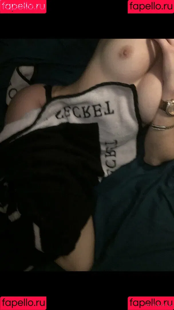 bellabalaxo Onlyfans Photo Gallery 