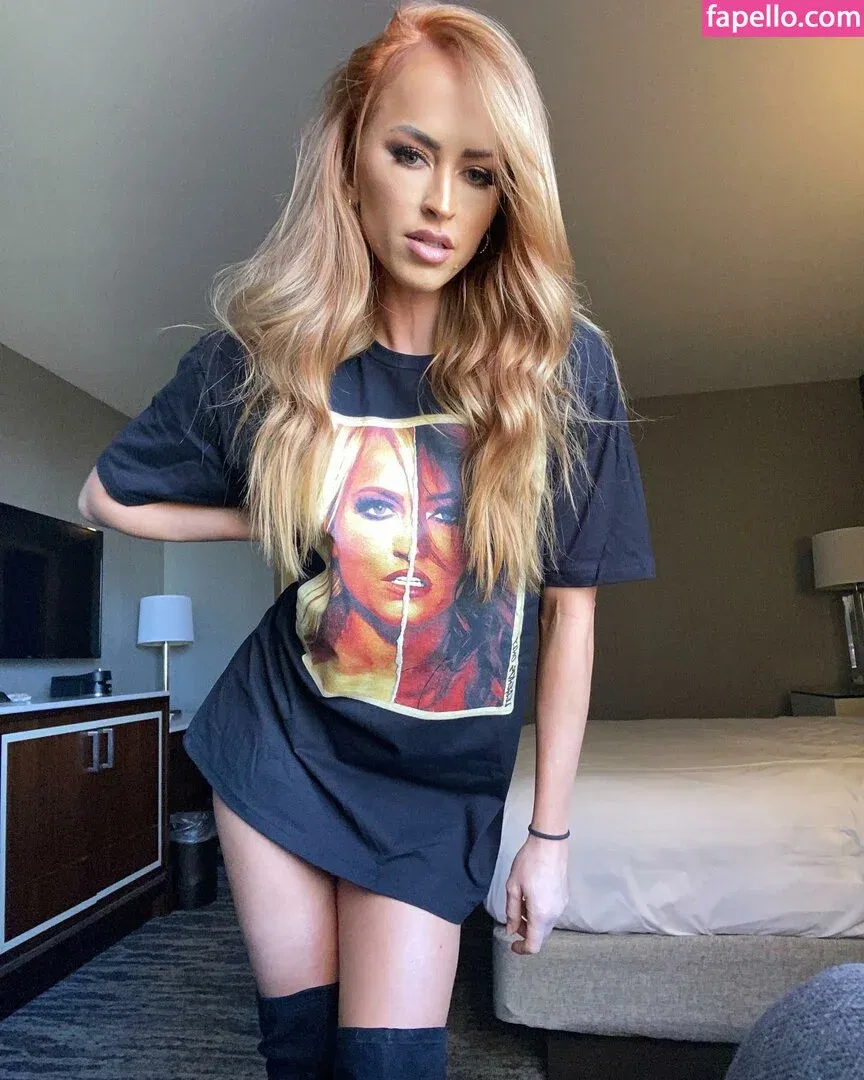 Danielle Moinet Onlyfans Photo Gallery 