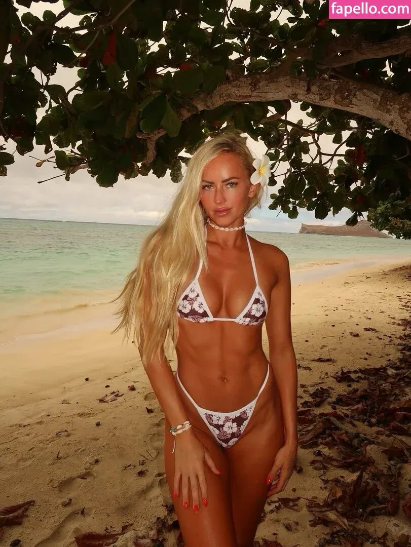 Danielle Moinet Onlyfans Photo Gallery 