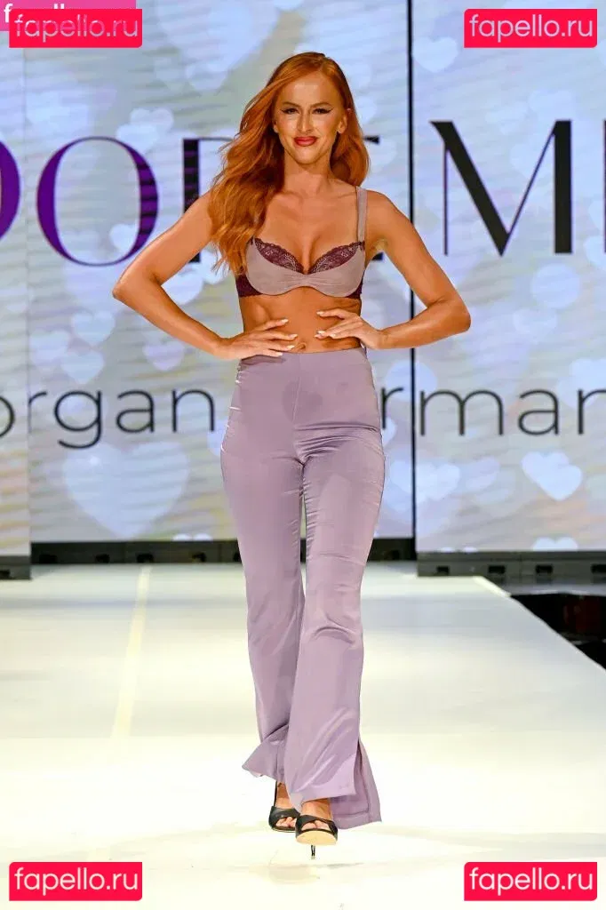 Danielle Moinet Onlyfans Photo Gallery 