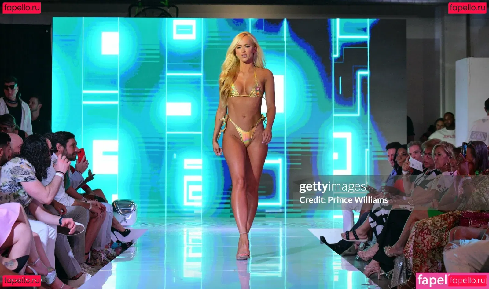 Danielle Moinet Onlyfans Photo Gallery 