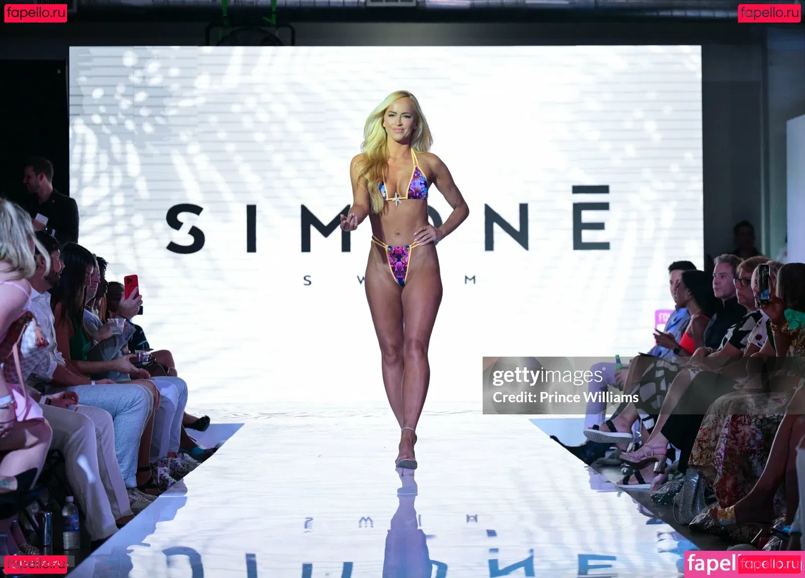 Danielle Moinet Onlyfans Photo Gallery 