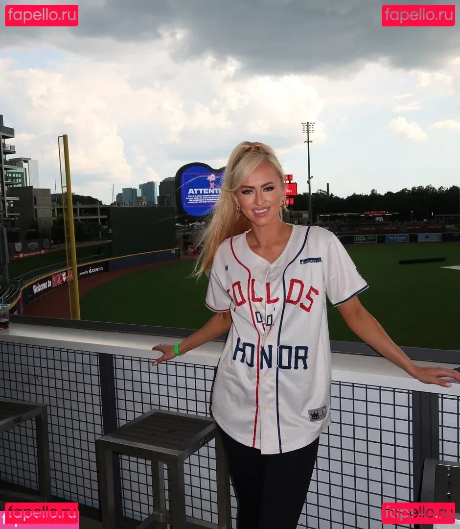 Danielle Moinet Onlyfans Photo Gallery 