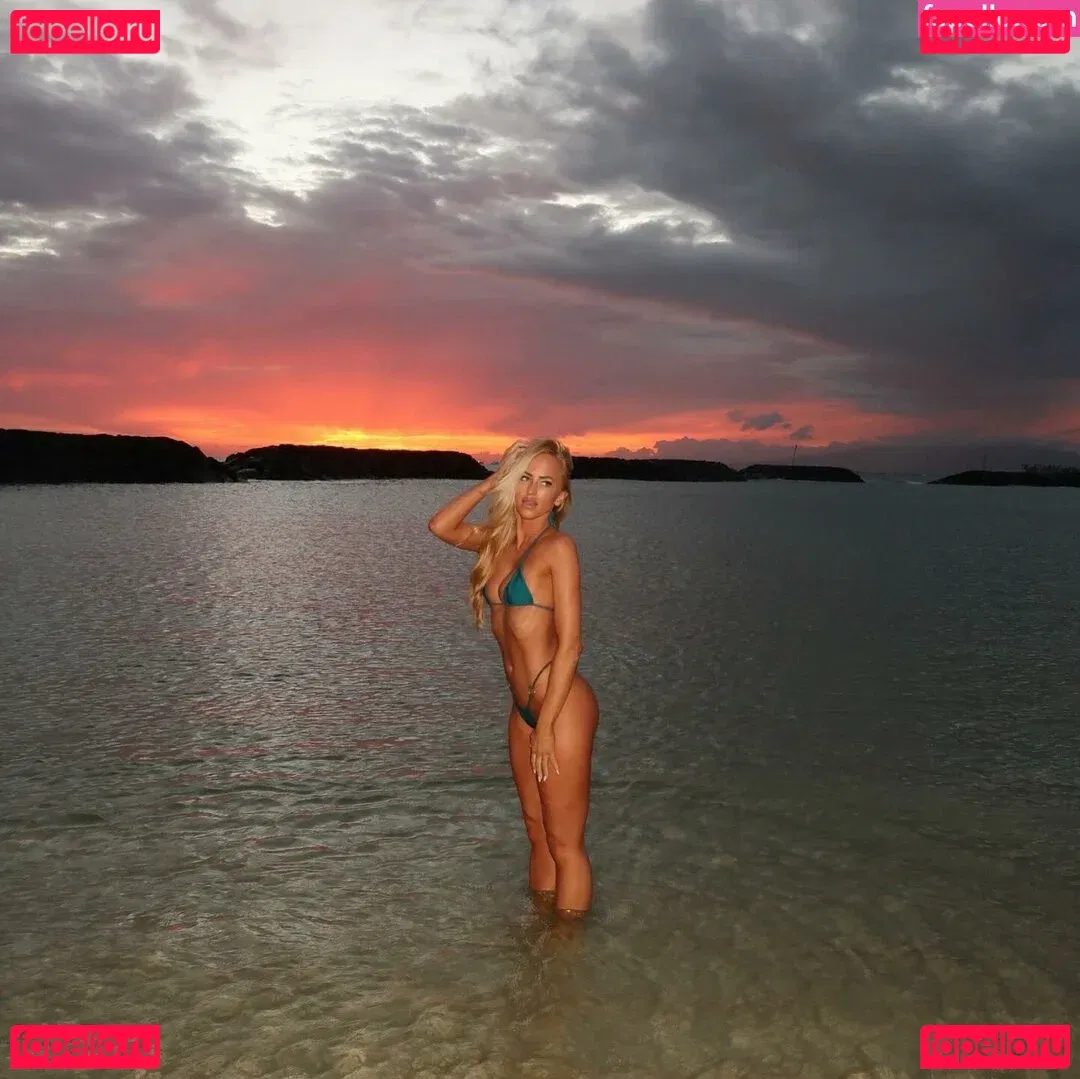 Danielle Moinet Onlyfans Photo Gallery 