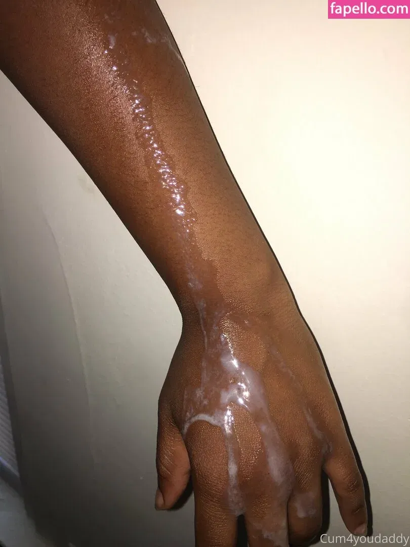 cum4youdaddyy Onlyfans Photo Gallery 