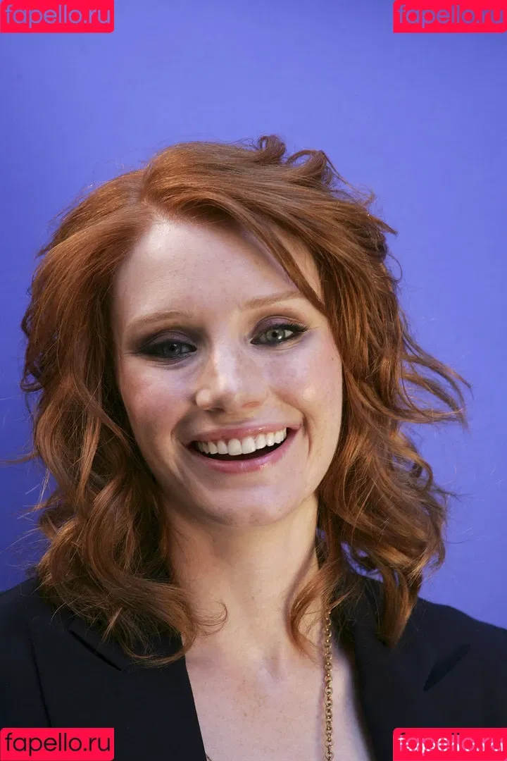 Bryce Dallas Howard Onlyfans Photo Gallery 
