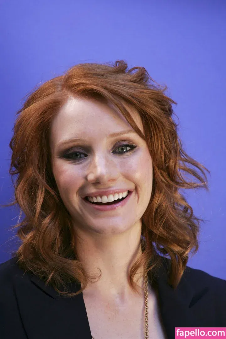 Bryce Dallas Howard Onlyfans Photo Gallery 