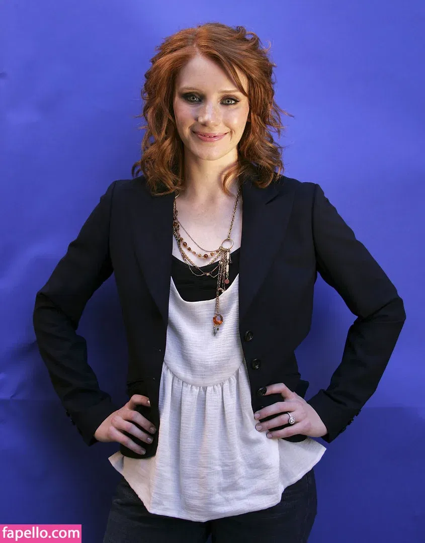 Bryce Dallas Howard Onlyfans Photo Gallery 