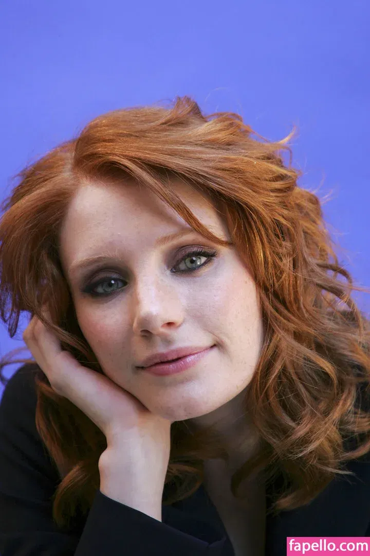 Bryce Dallas Howard Onlyfans Photo Gallery 