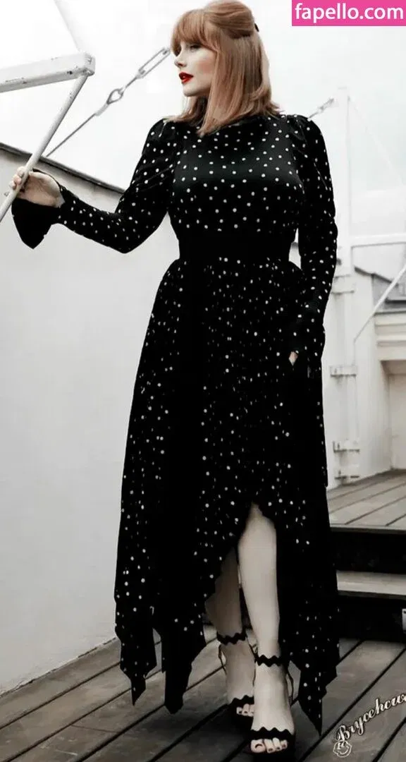 Bryce Dallas Howard Onlyfans Photo Gallery 