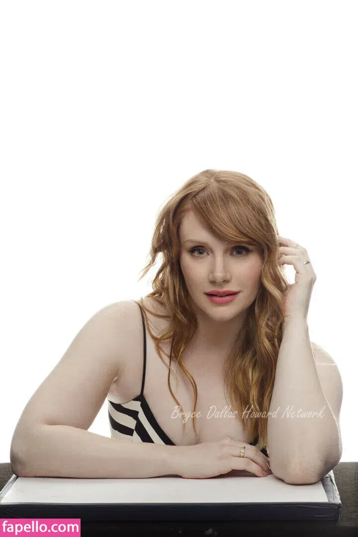 Bryce Dallas Howard Onlyfans Photo Gallery 