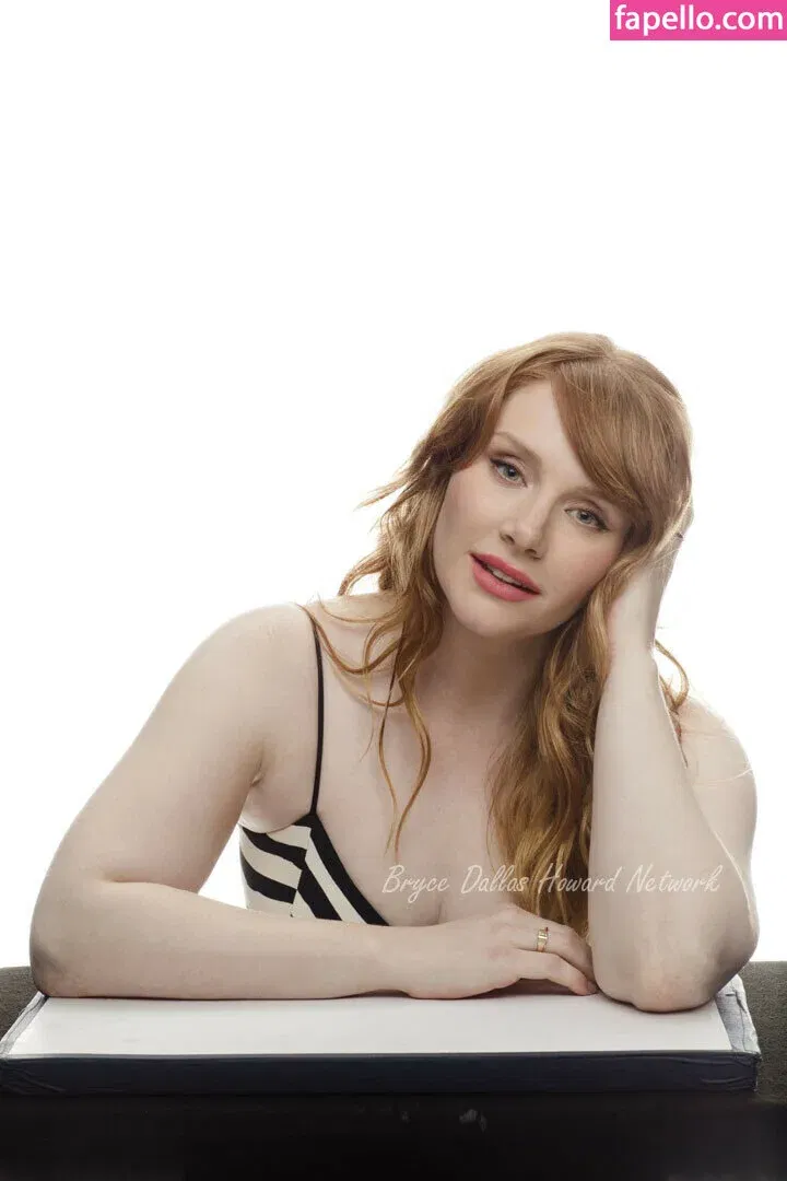 Bryce Dallas Howard Onlyfans Photo Gallery 