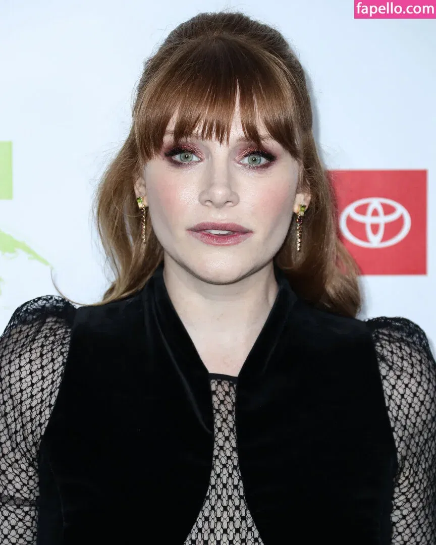 Bryce Dallas Howard Onlyfans Photo Gallery 