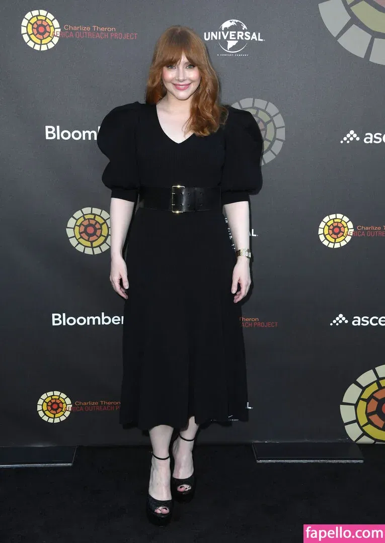 Bryce Dallas Howard Onlyfans Photo Gallery 