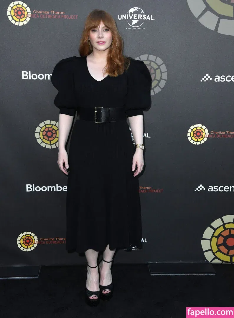 Bryce Dallas Howard Onlyfans Photo Gallery 