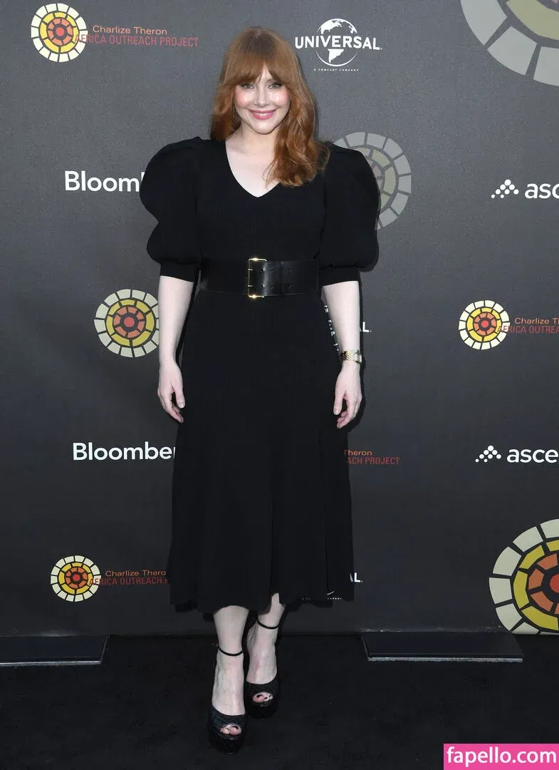 Bryce Dallas Howard Onlyfans Photo Gallery 