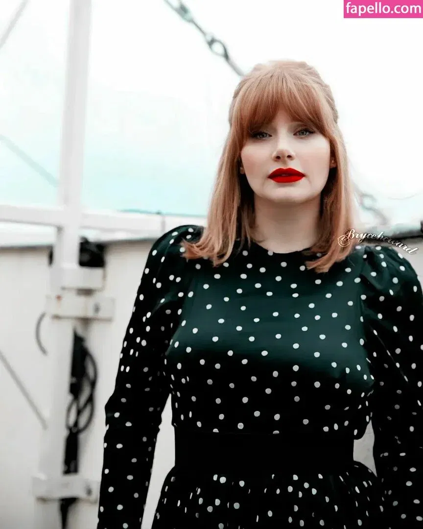 Bryce Dallas Howard Onlyfans Photo Gallery 