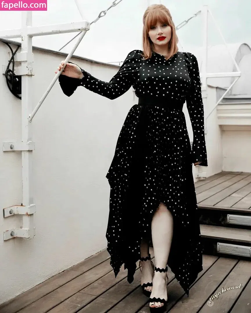 Bryce Dallas Howard Onlyfans Photo Gallery 