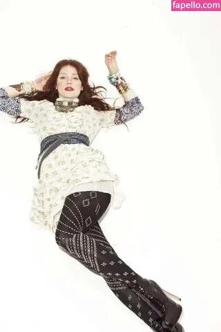 Bryce Dallas Howard Onlyfans Photo Gallery 