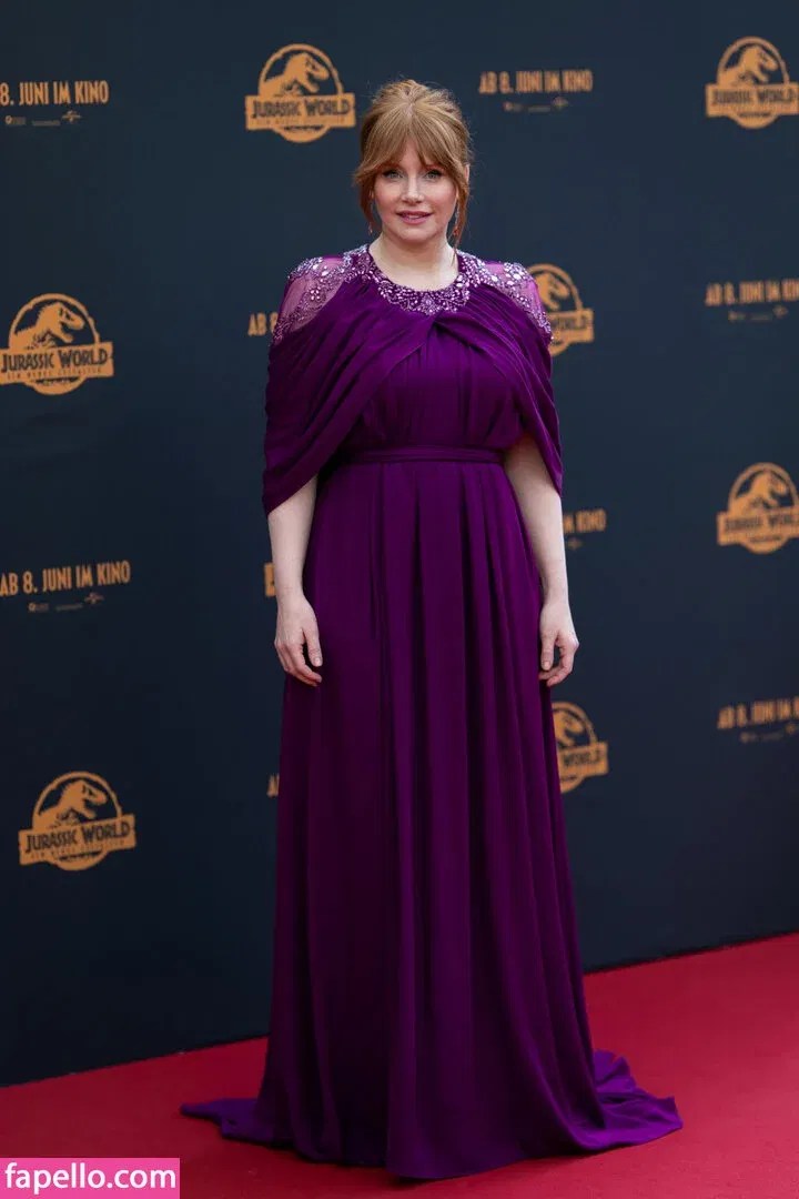 Bryce Dallas Howard Onlyfans Photo Gallery 