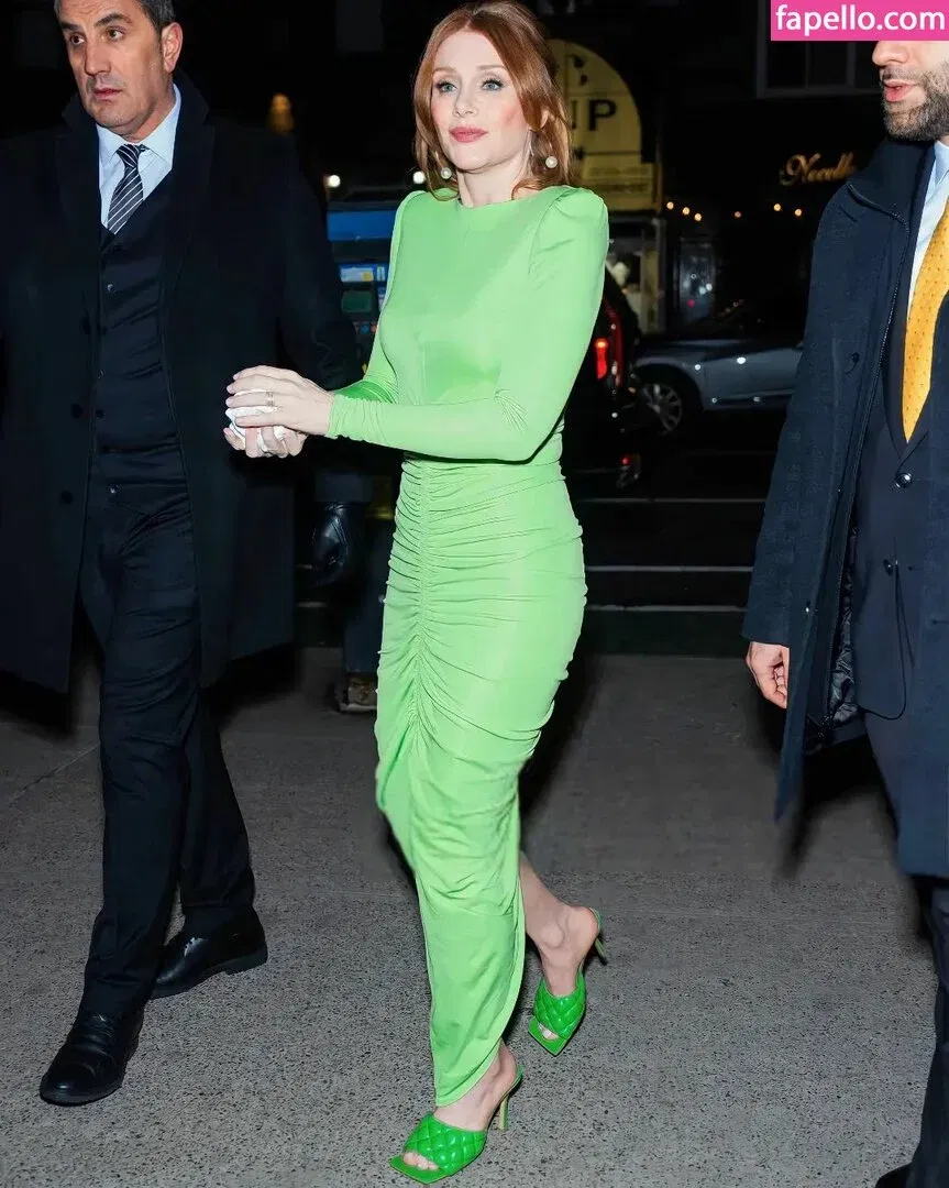 Bryce Dallas Howard Onlyfans Photo Gallery 