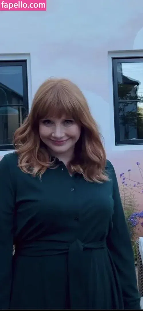 Bryce Dallas Howard Onlyfans Photo Gallery 