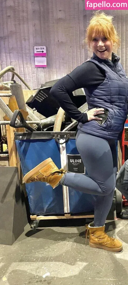 Bryce Dallas Howard Onlyfans Photo Gallery 