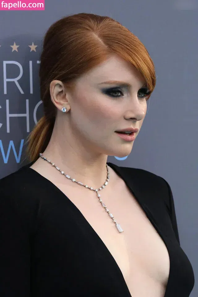 Bryce Dallas Howard Onlyfans Photo Gallery 