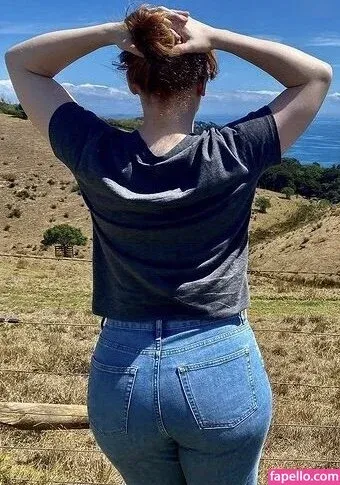 Bryce Dallas Howard Onlyfans Photo Gallery 