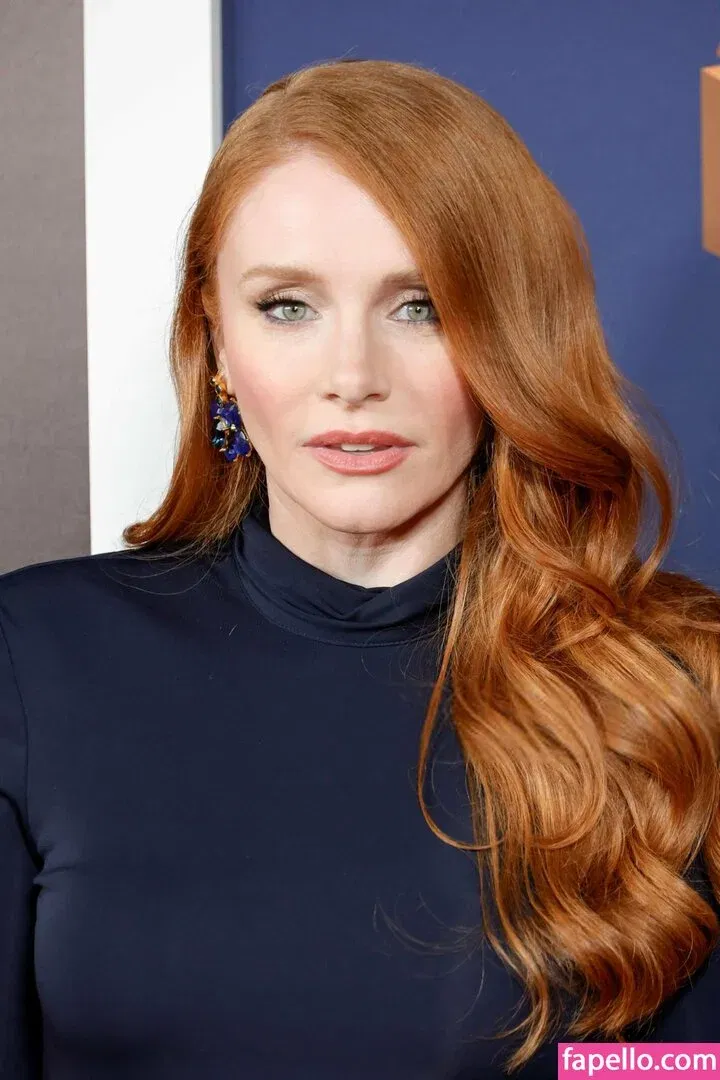 Bryce Dallas Howard Onlyfans Photo Gallery 