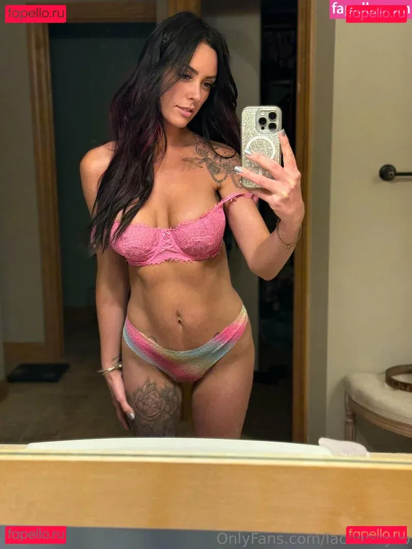 laciemayxo Onlyfans Photo Gallery 