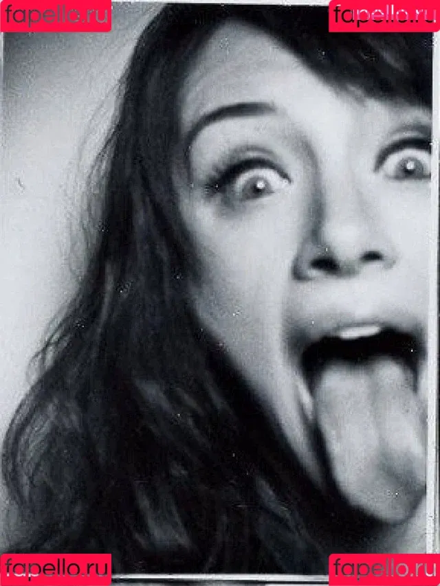 Bryce Dallas Howard Onlyfans Photo Gallery 