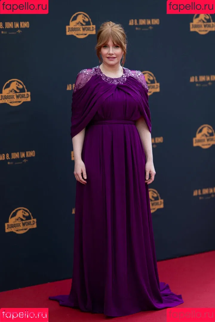 Bryce Dallas Howard Onlyfans Photo Gallery 