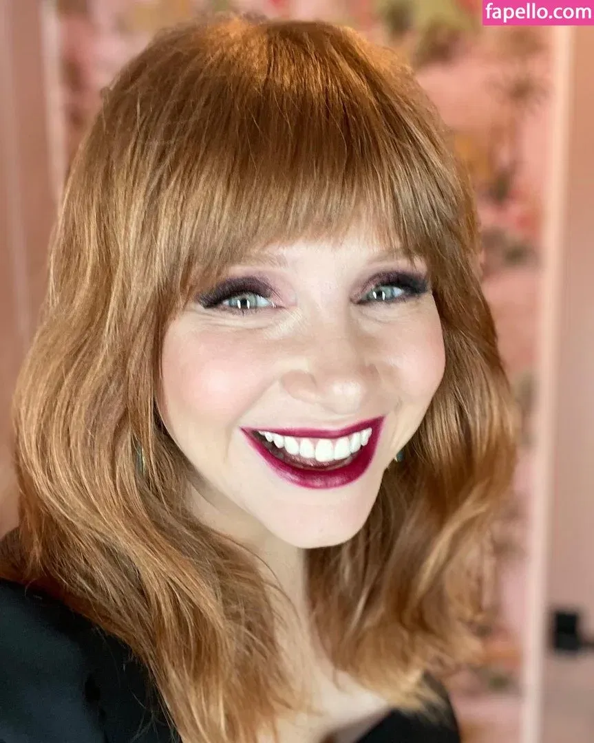 Bryce Dallas Howard Onlyfans Photo Gallery 