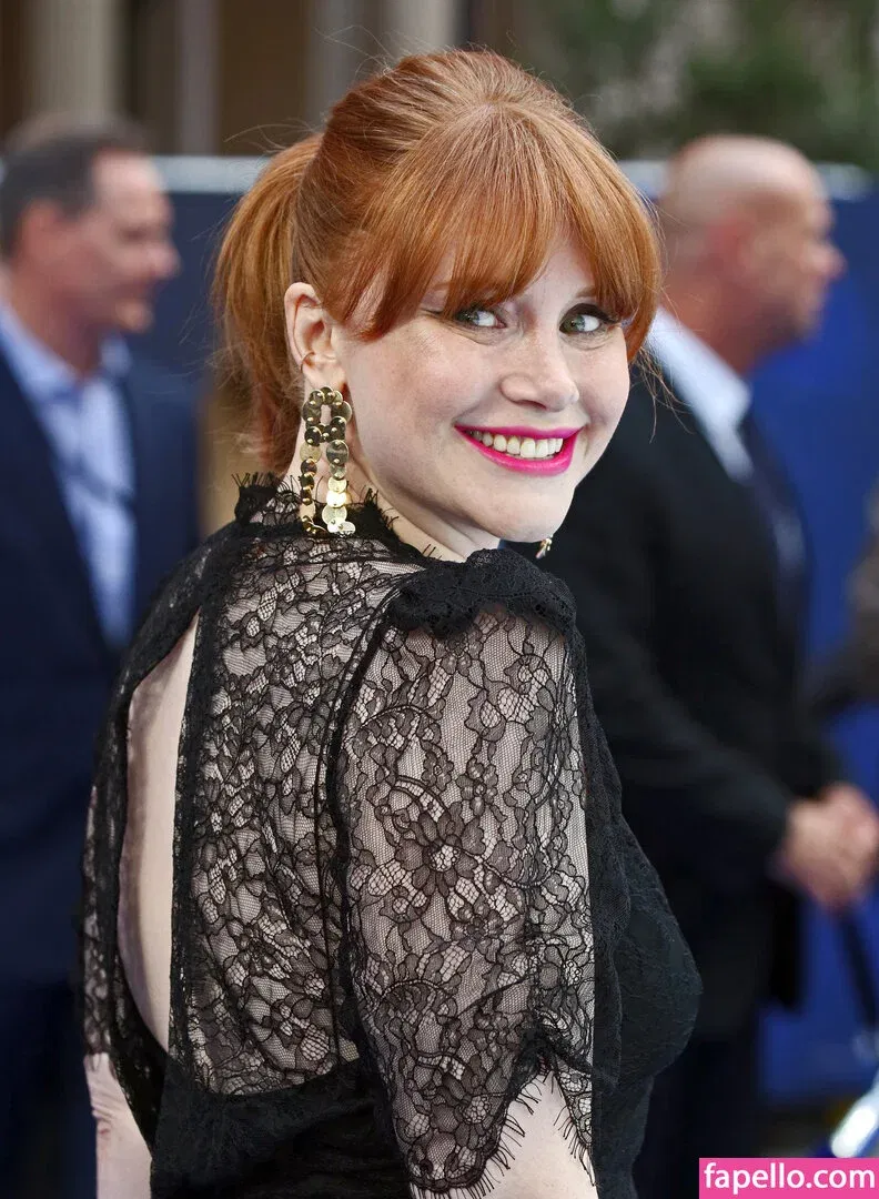 Bryce Dallas Howard Onlyfans Photo Gallery 