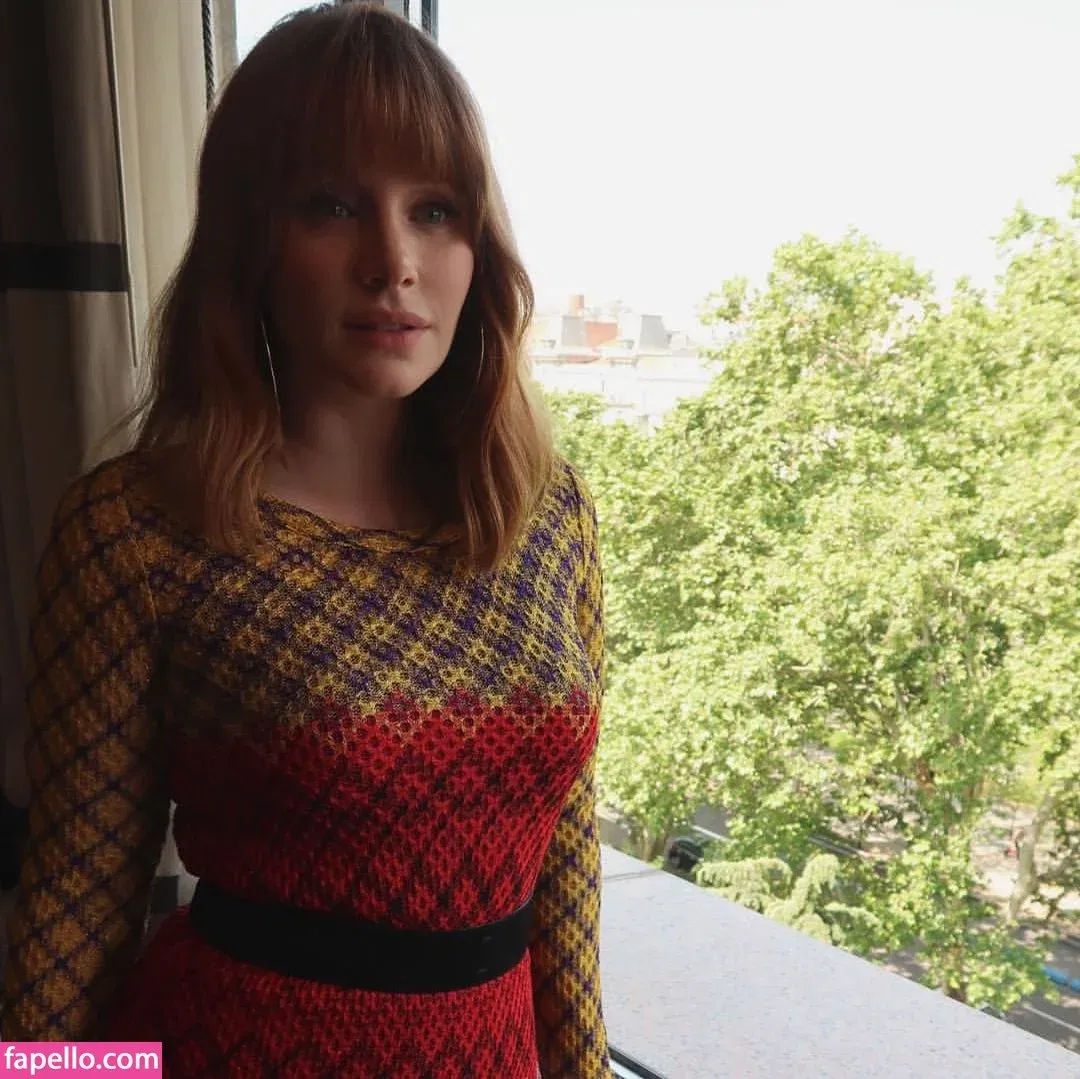 Bryce Dallas Howard Onlyfans Photo Gallery 