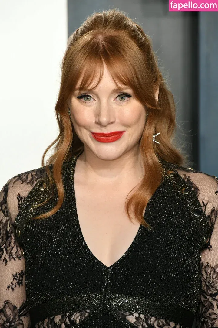 Bryce Dallas Howard Onlyfans Photo Gallery 