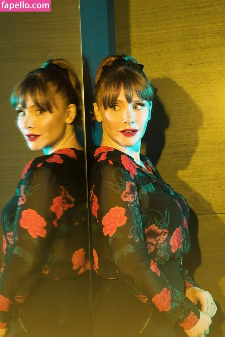 Bryce Dallas Howard Onlyfans Photo Gallery 