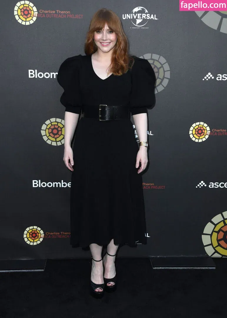 Bryce Dallas Howard Onlyfans Photo Gallery 