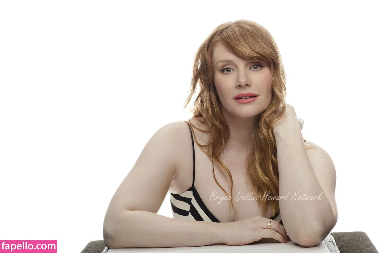 Bryce Dallas Howard Onlyfans Photo Gallery 