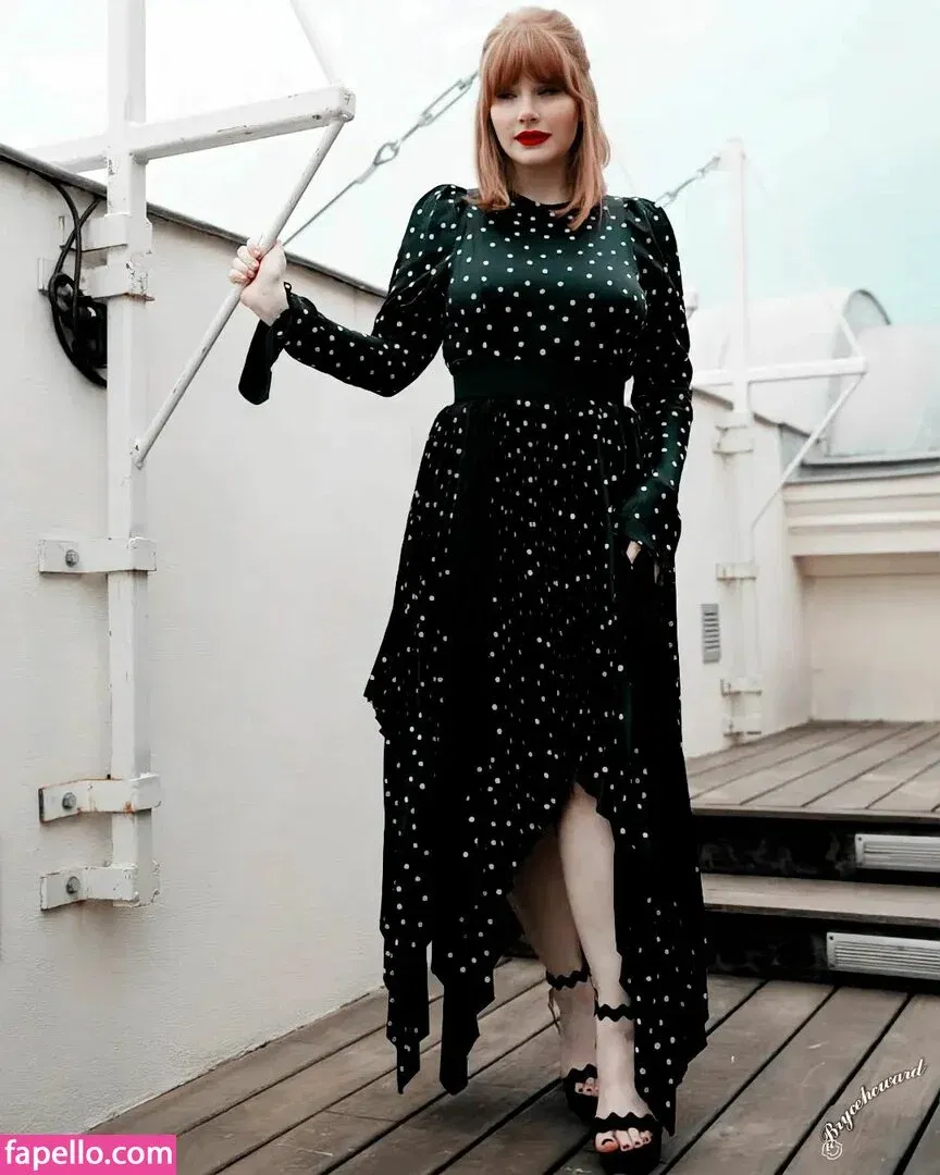 Bryce Dallas Howard Onlyfans Photo Gallery 