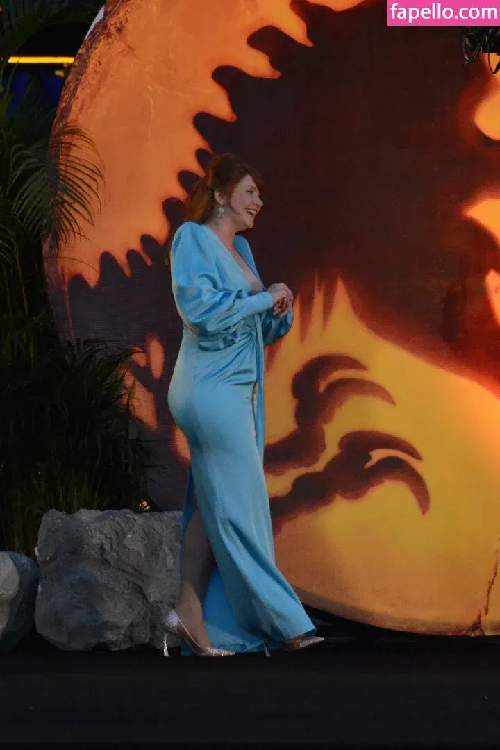 Bryce Dallas Howard Onlyfans Photo Gallery 