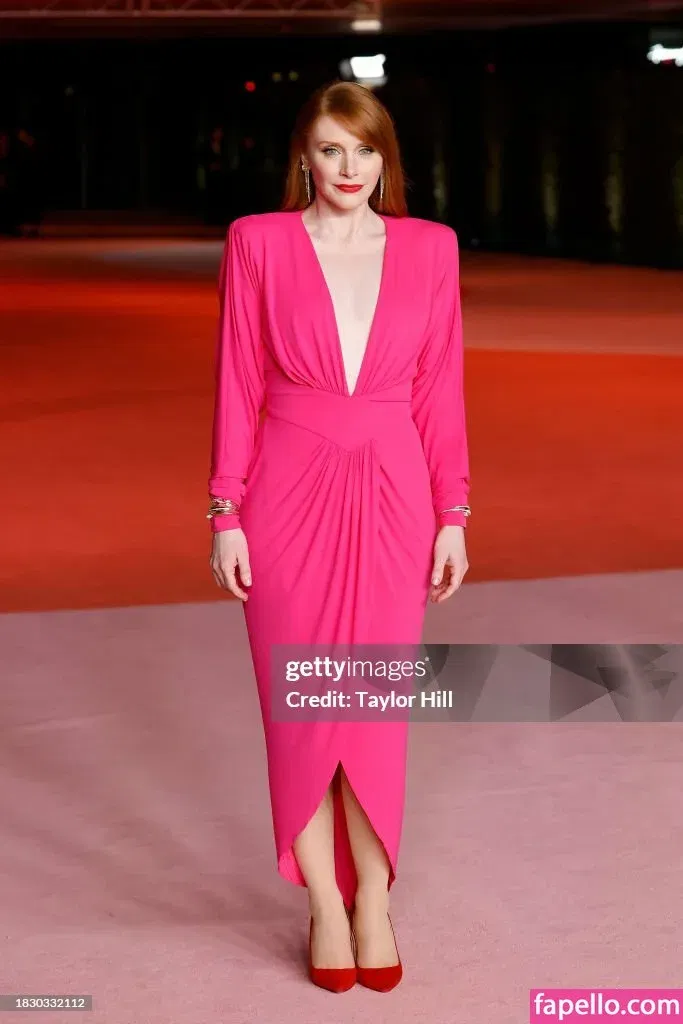 Bryce Dallas Howard Onlyfans Photo Gallery 