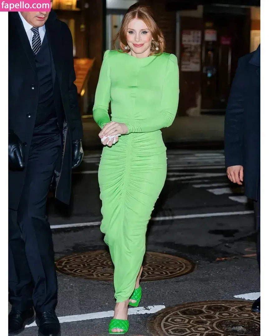 Bryce Dallas Howard Onlyfans Photo Gallery 