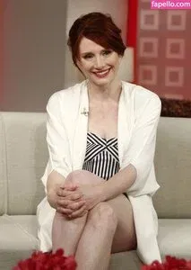 Bryce Dallas Howard Onlyfans Photo Gallery 