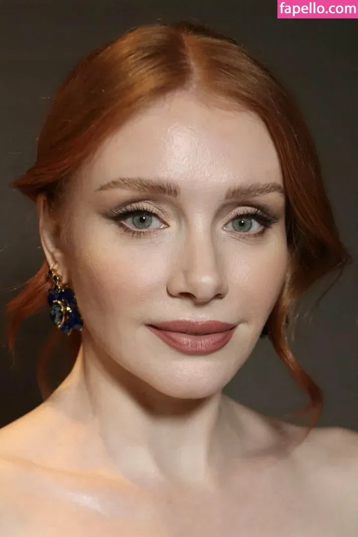 Bryce Dallas Howard Onlyfans Photo Gallery 