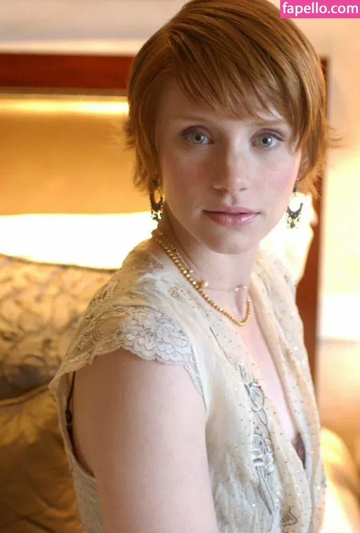 Bryce Dallas Howard Onlyfans Photo Gallery 